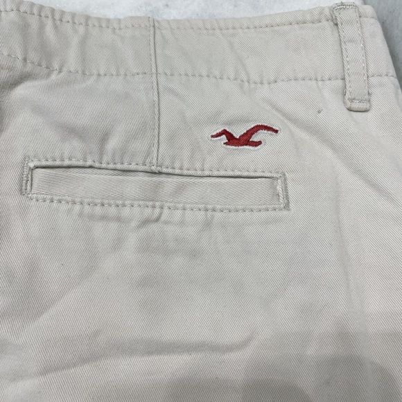 Hollister Tan Twill Shorts - Picture 8 of 9